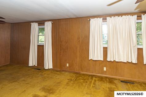 1458 2nd SE Mason City IA 50401