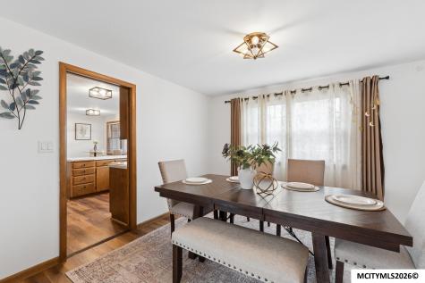 1773 Springview Drive Mason City IA 50401