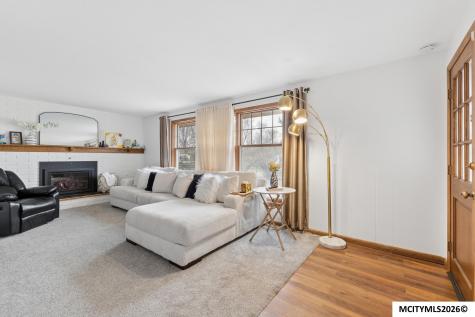 1773 Springview Drive Mason City IA 50401
