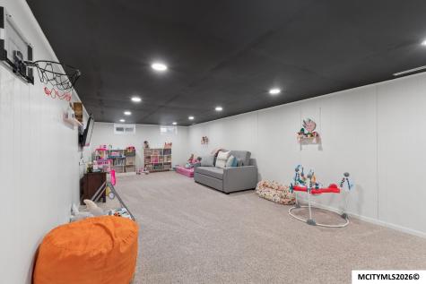 1773 Springview Drive Mason City IA 50401