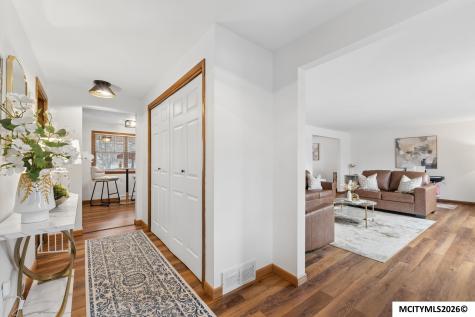 1773 Springview Drive Mason City IA 50401