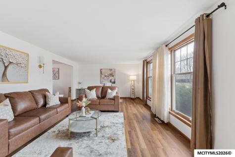 1773 Springview Drive Mason City IA 50401