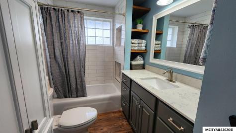 40 Mission Drive Mason City IA 50401