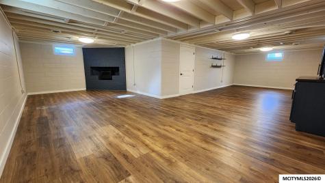 40 Mission Drive Mason City IA 50401