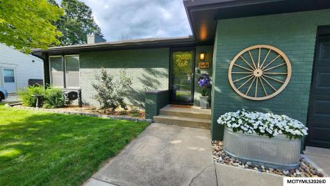 40 Mission Drive Mason City IA 50401