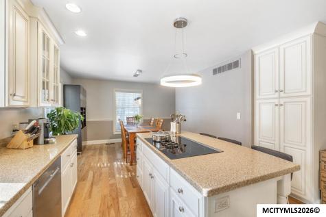 500 18th Street W Clear Lake IA 50428