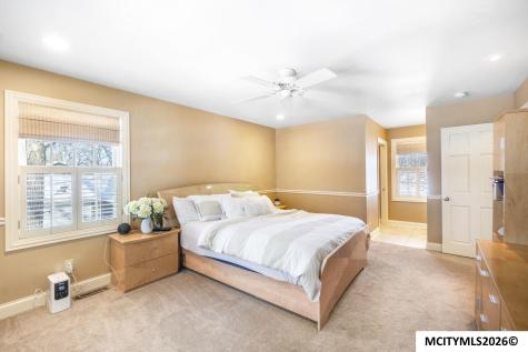 500 18th Street W Clear Lake IA 50428