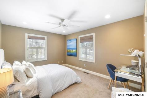 500 18th Street W Clear Lake IA 50428