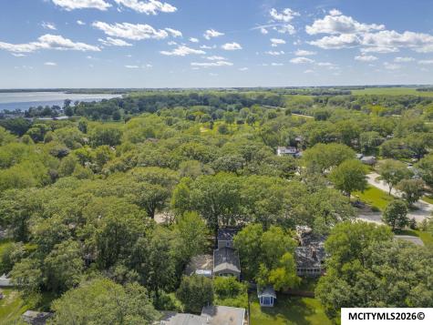 500 18th Street W Clear Lake IA 50428