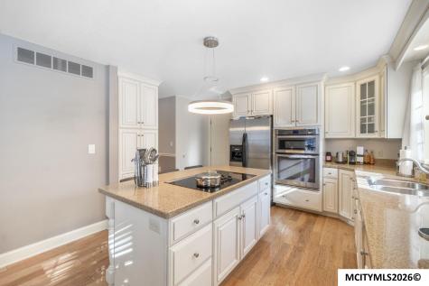 500 18th Street W Clear Lake IA 50428