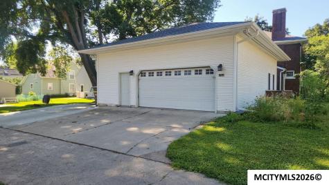 232 5th NW Mason City IA 50401