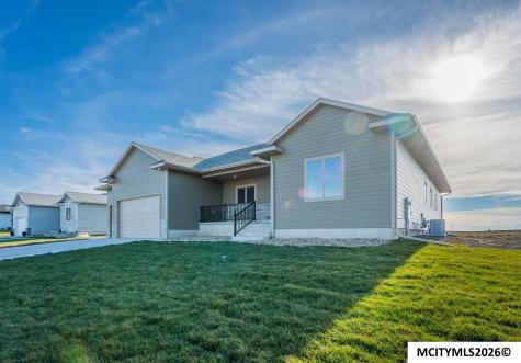 605 Bedford Street Clear Lake IA 50428