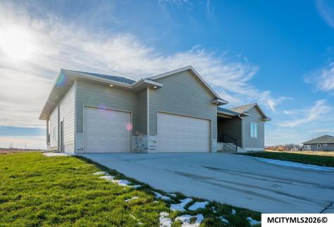 605 Bedford Street Clear Lake IA 50428
