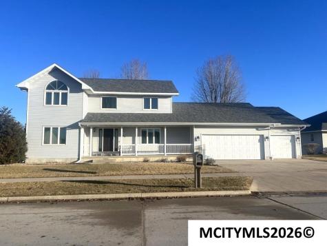 1204 Ruby Court Mason City IA 50401