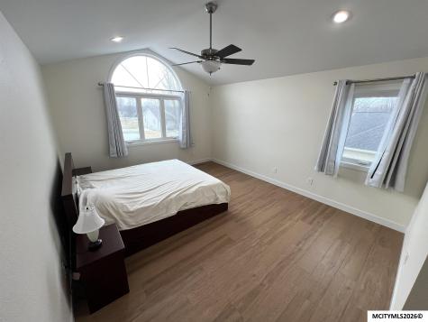 1204 Ruby Court Mason City IA 50401