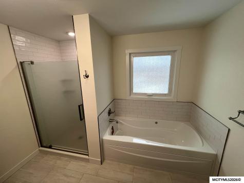 1204 Ruby Court Mason City IA 50401