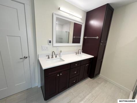 1204 Ruby Court Mason City IA 50401