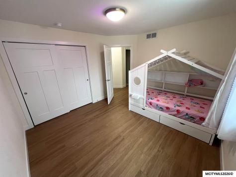 1204 Ruby Court Mason City IA 50401