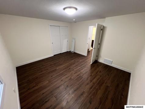 1204 Ruby Court Mason City IA 50401