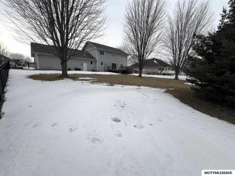 1204 Ruby Court Mason City IA 50401