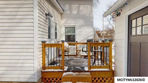 109 S 9th Street Clear Lake IA 50428
