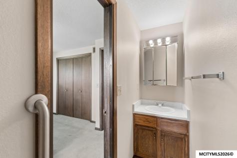 3310 S Delaware Mason City IA 50401