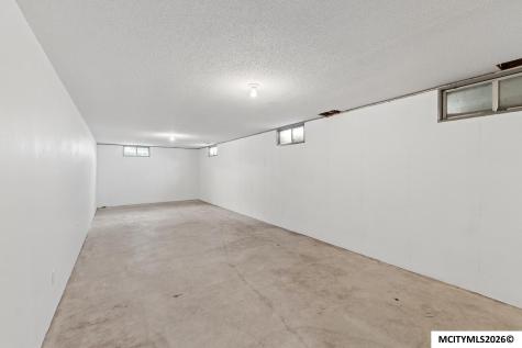 3310 S Delaware Mason City IA 50401