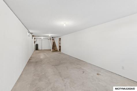 3310 S Delaware Mason City IA 50401