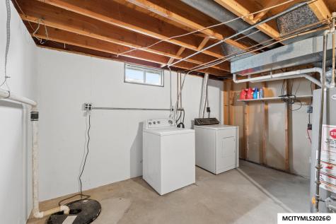 3310 S Delaware Mason City IA 50401