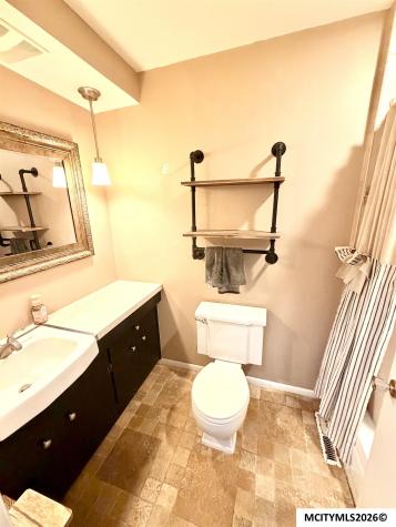 1044 Glendale Park Drive Hampton IA 50441