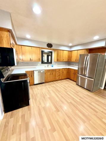 1044 Glendale Park Drive Hampton IA 50441