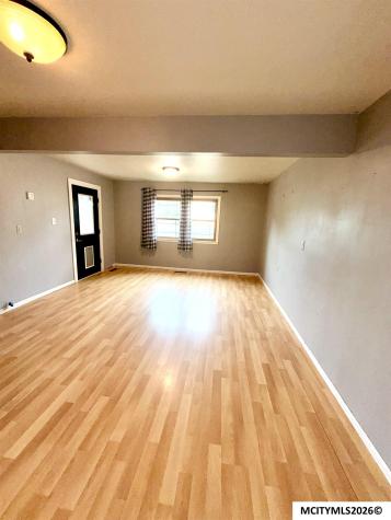 1044 Glendale Park Drive Hampton IA 50441