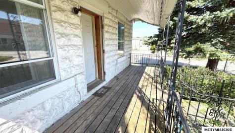1102 S Federal Avenue Mason City IA 50401