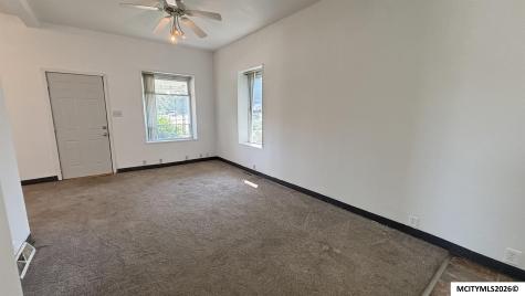 1102 S Federal Avenue Mason City IA 50401
