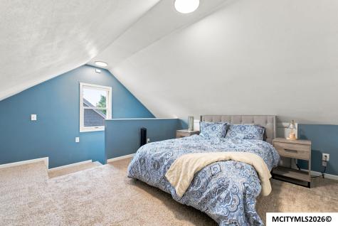 923 N Tyler Mason City IA 50401