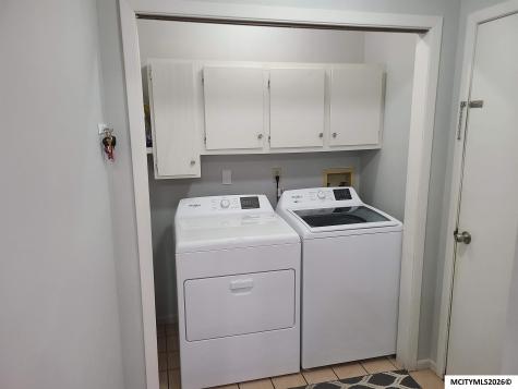 521 24th Place SW Mason City IA 50401