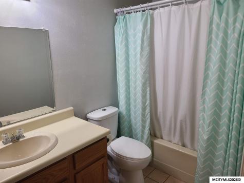 521 24th Place SW Mason City IA 50401
