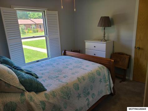 521 24th Place SW Mason City IA 50401