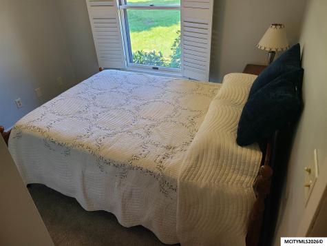 521 24th Place SW Mason City IA 50401