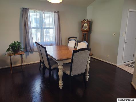 521 24th Place SW Mason City IA 50401