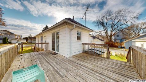 116 16th SE Mason City IA 50401