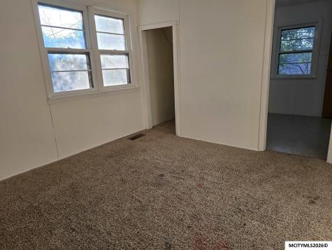 1617 N Pennsylvania Mason City IA 50401