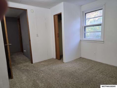 1617 N Pennsylvania Mason City IA 50401