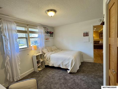 404 22nd SE Mason City IA 50401