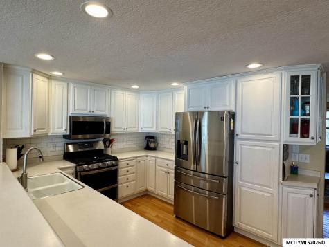 404 22nd SE Mason City IA 50401