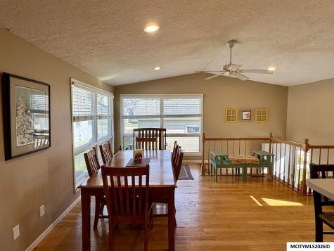 404 22nd SE Mason City IA 50401