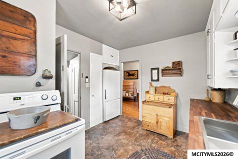 207 N 7th Street Clear Lake IA 50428