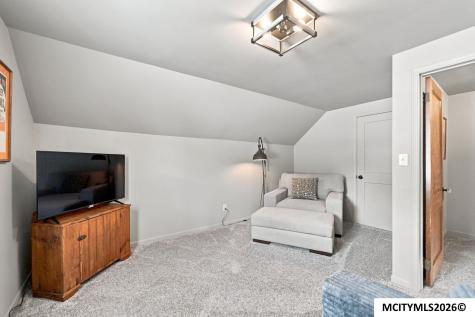 207 N 7th Street Clear Lake IA 50428