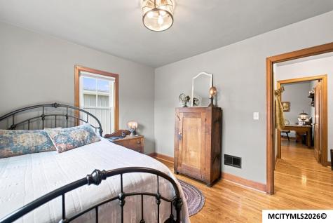 207 N 7th Street Clear Lake IA 50428