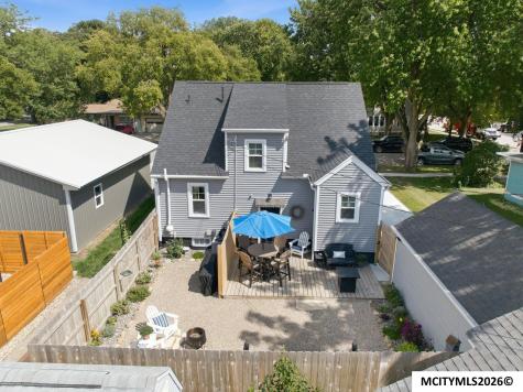 207 N 7th Street Clear Lake IA 50428